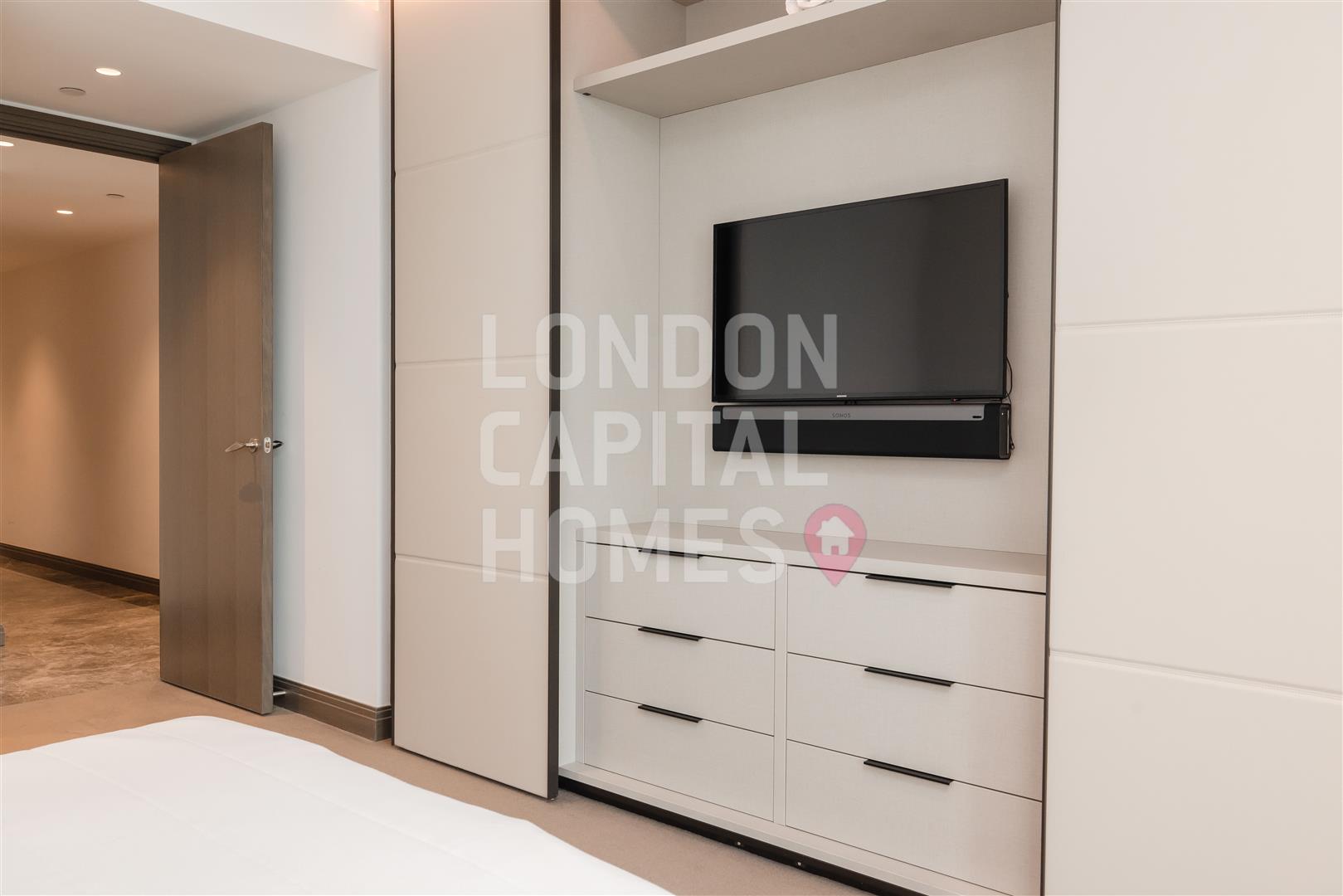 1 Blackfriars Road, London